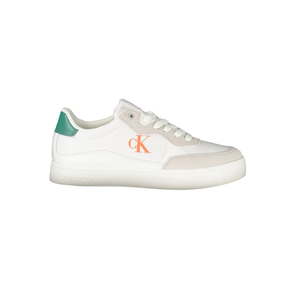 Weiße Sneaker
