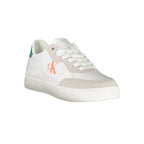 Weiße Sneaker
