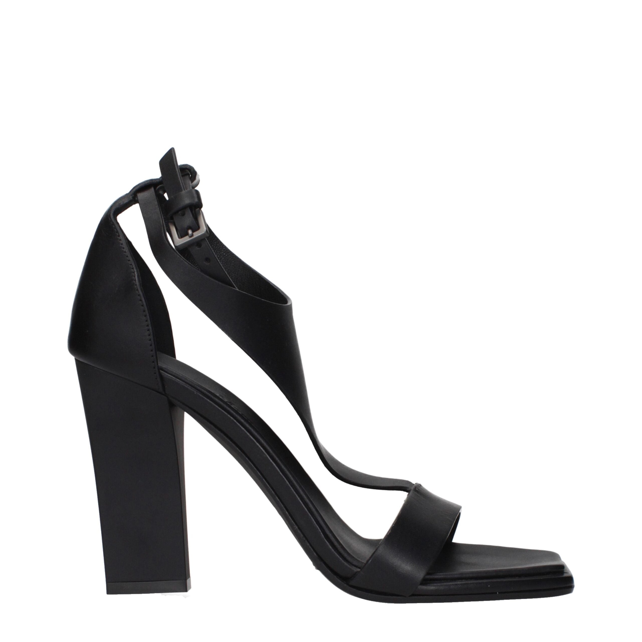 Schwarze Leder-Stiletto-Sandalen