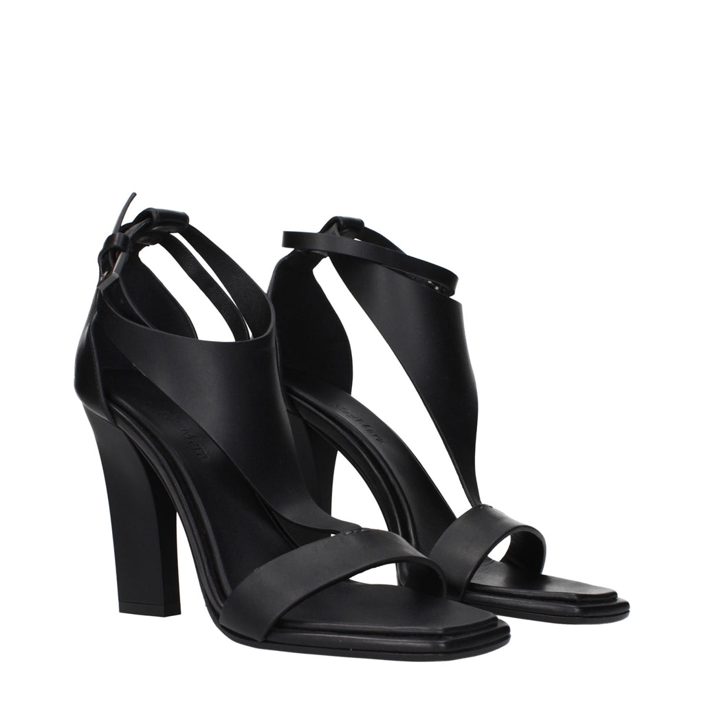 Schwarze Leder-Stiletto-Sandalen