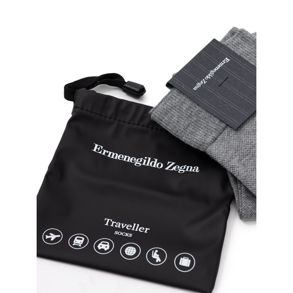 Graue Baumwollsocken